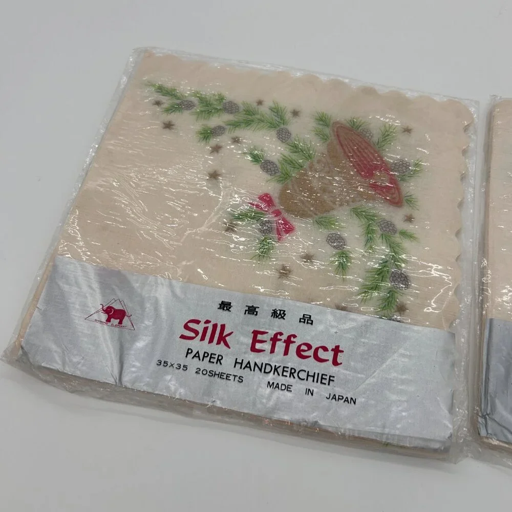 Rice Paper Luncheon Napkins Silk Effect Japan‎ vintage Christmas Holly Candles